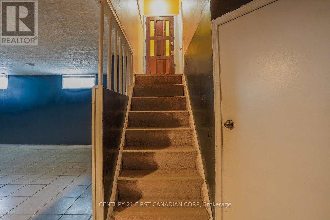 12 Mendip Crescent, London South, Ontario  N6E 1H1 - Photo 13 - X12751502