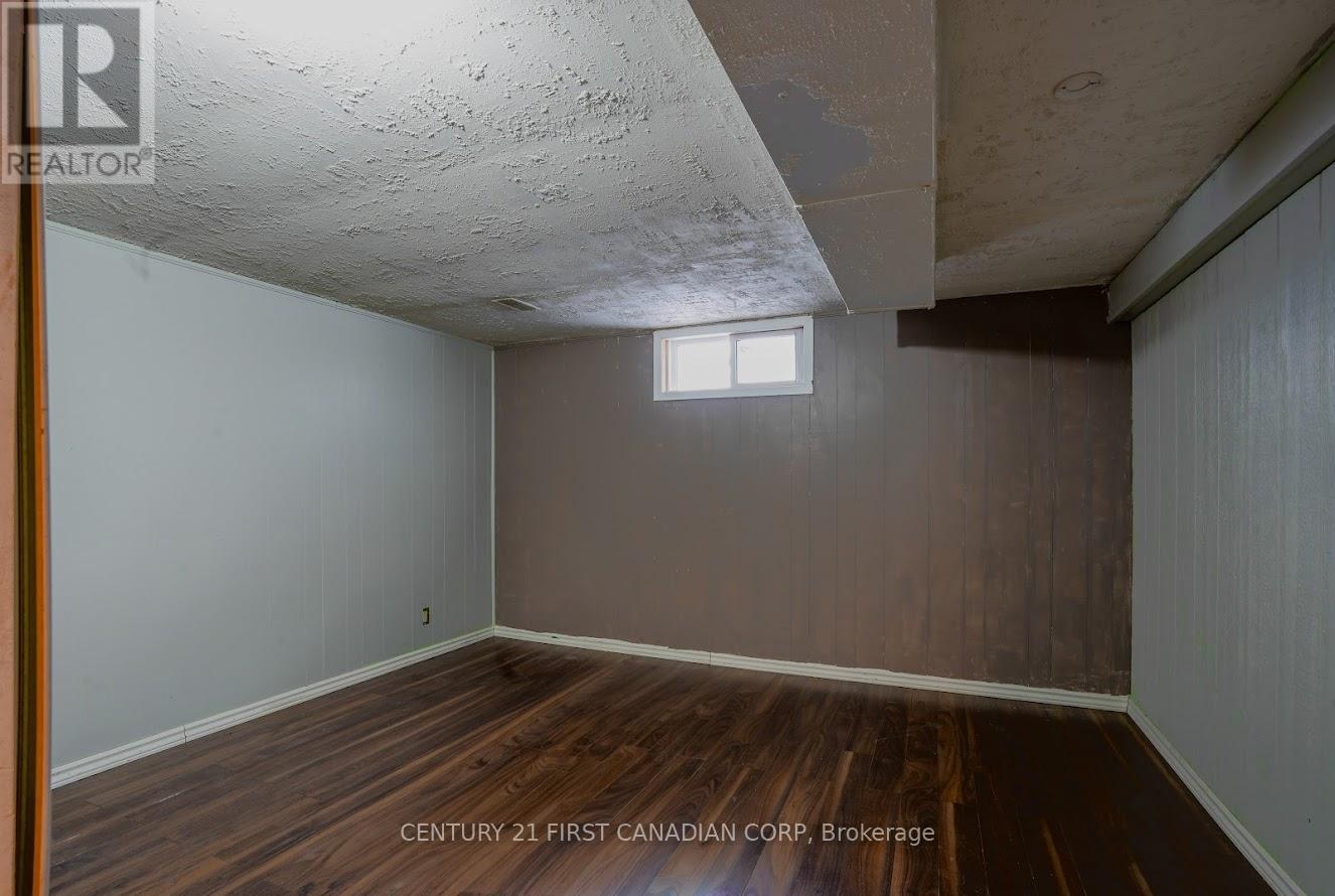 12 Mendip Crescent, London South, Ontario  N6E 1H1 - Photo 15 - X12751502