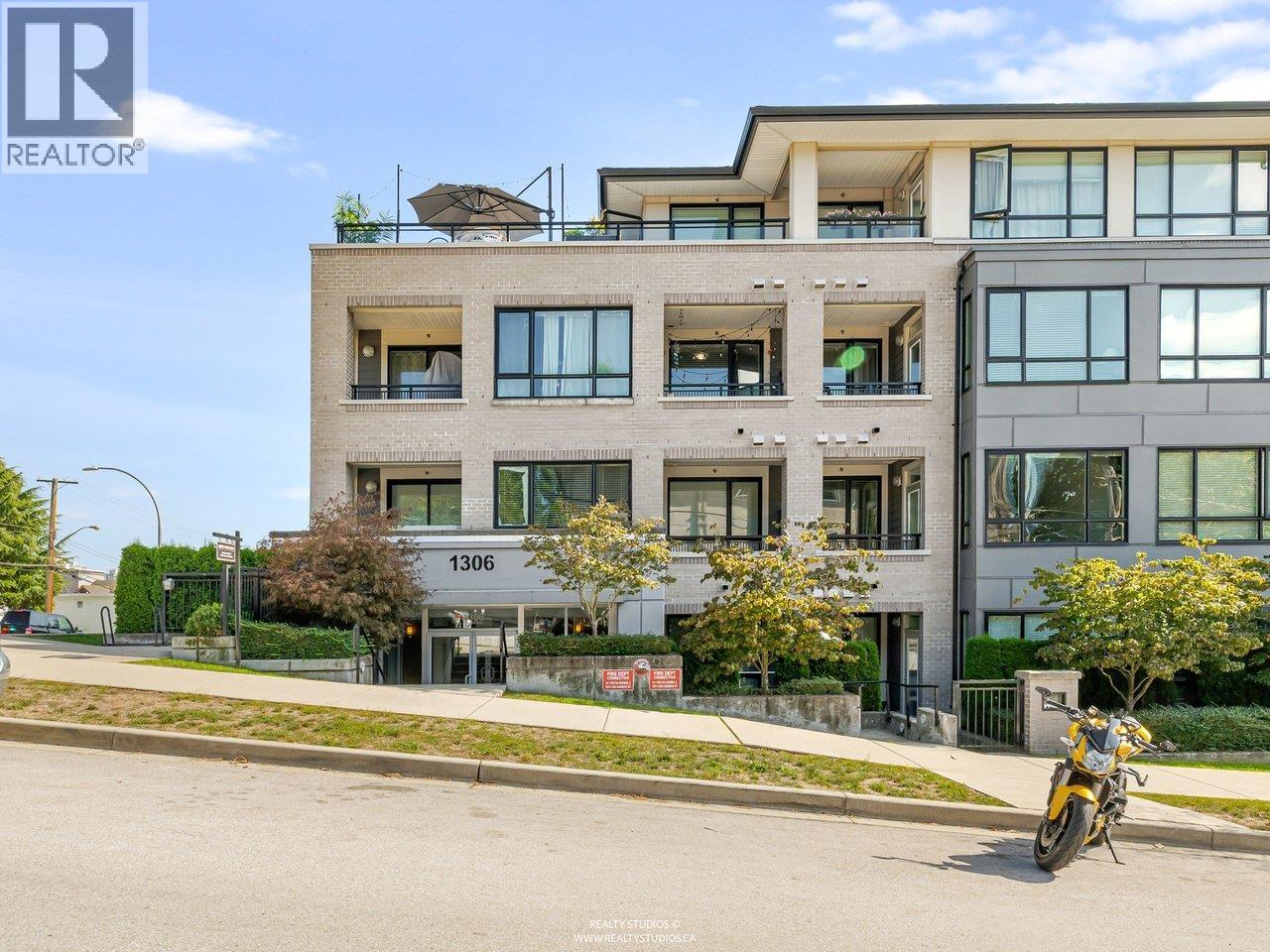 PH-08 1306 FIFTH AVENUE, New Westminster, British Columbia