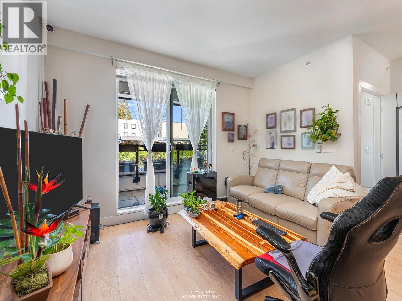 Ph-08 1306 Fifth Avenue, New Westminster, British Columbia  V3M 0K5 - Photo 10 - R3087463