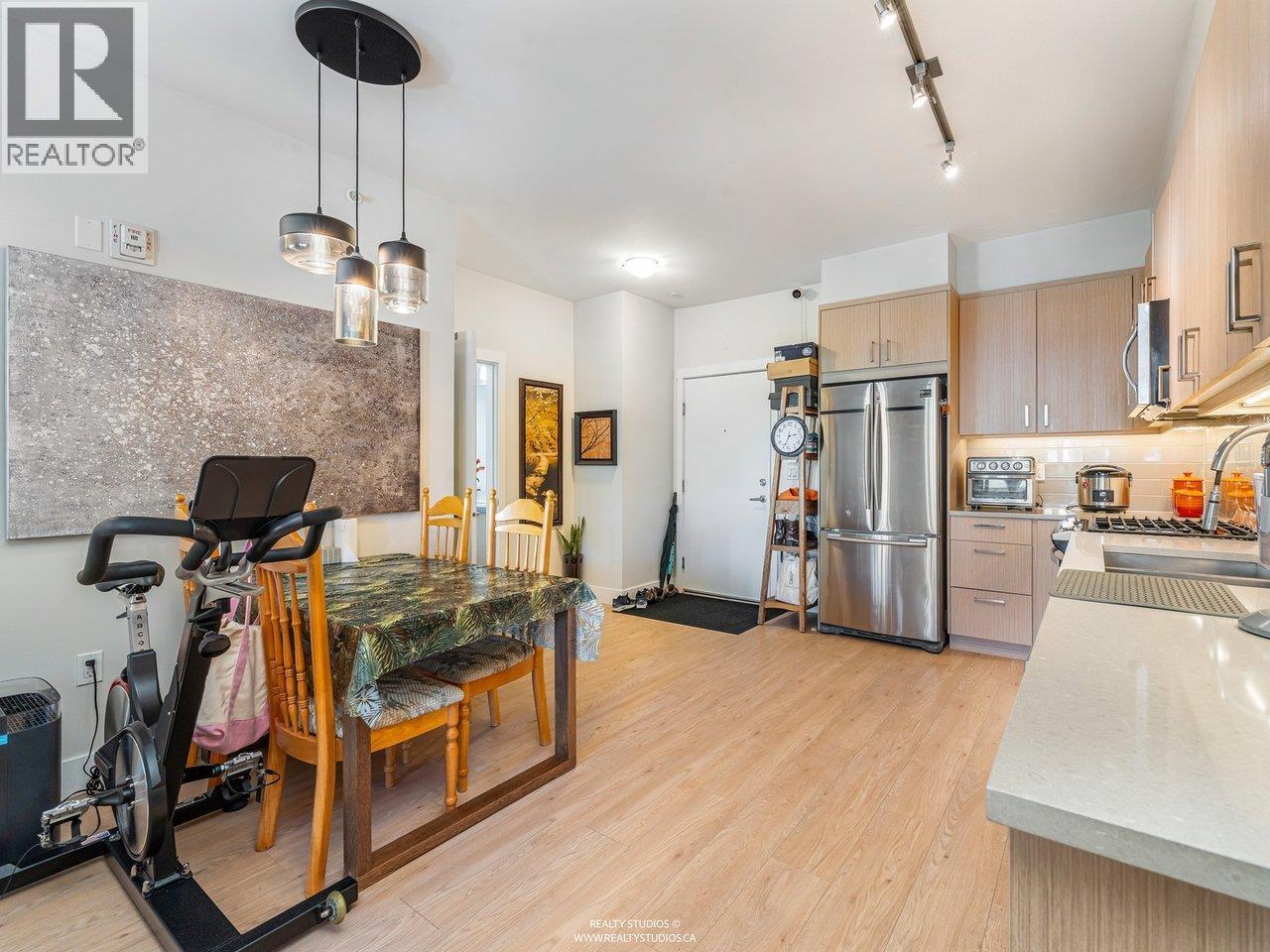 Ph-08 1306 Fifth Avenue, New Westminster, British Columbia  V3M 0K5 - Photo 4 - R3087463