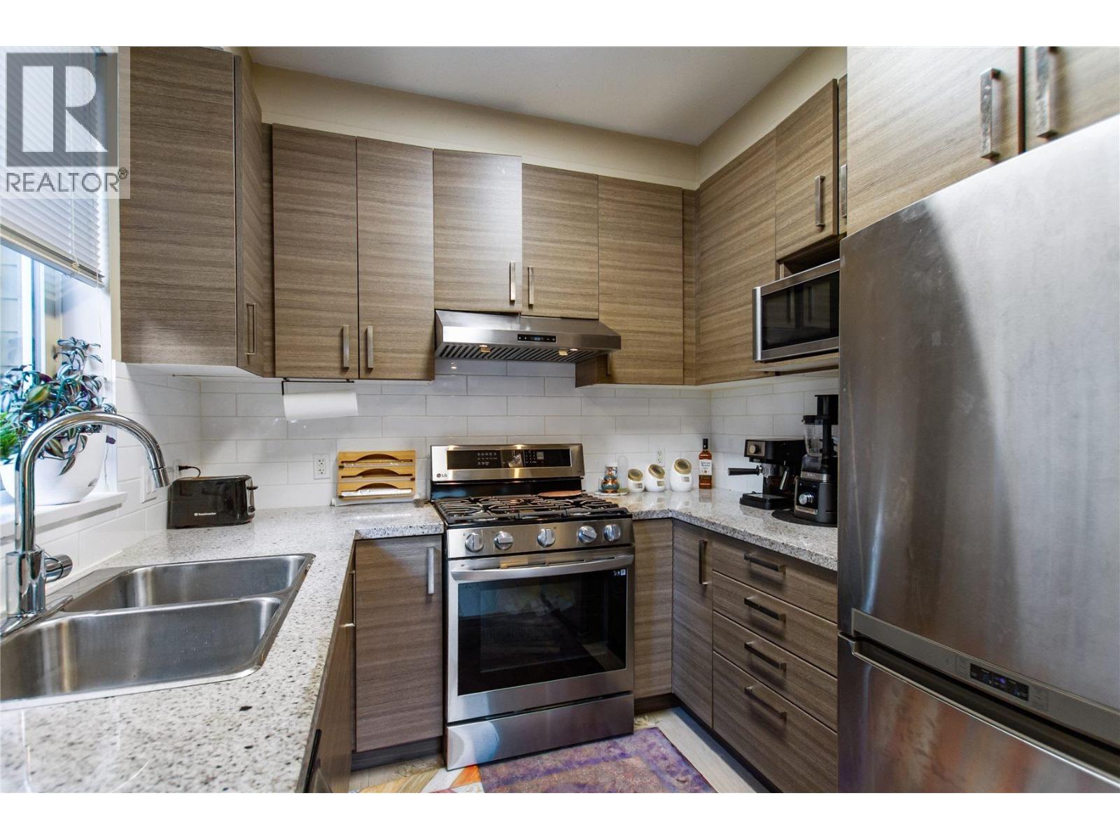 105 1150 Kensal Place, Coquitlam, British Columbia  V3B 0H4 - Photo 8 - R3087473