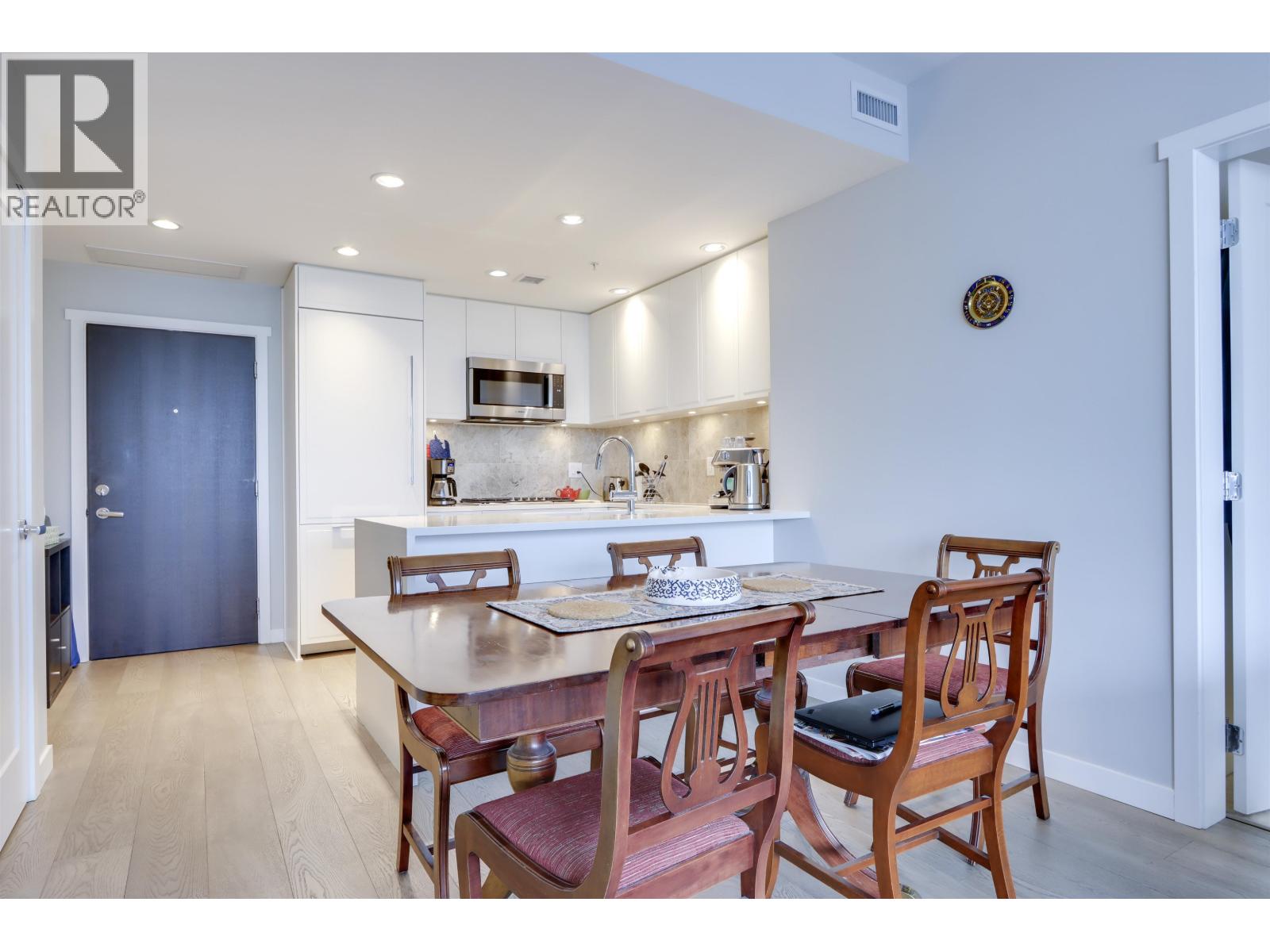 1208 118 Carrie Cates Court, Vancouver, British Columbia  V7M 0G6 - Photo 14 - R3087476