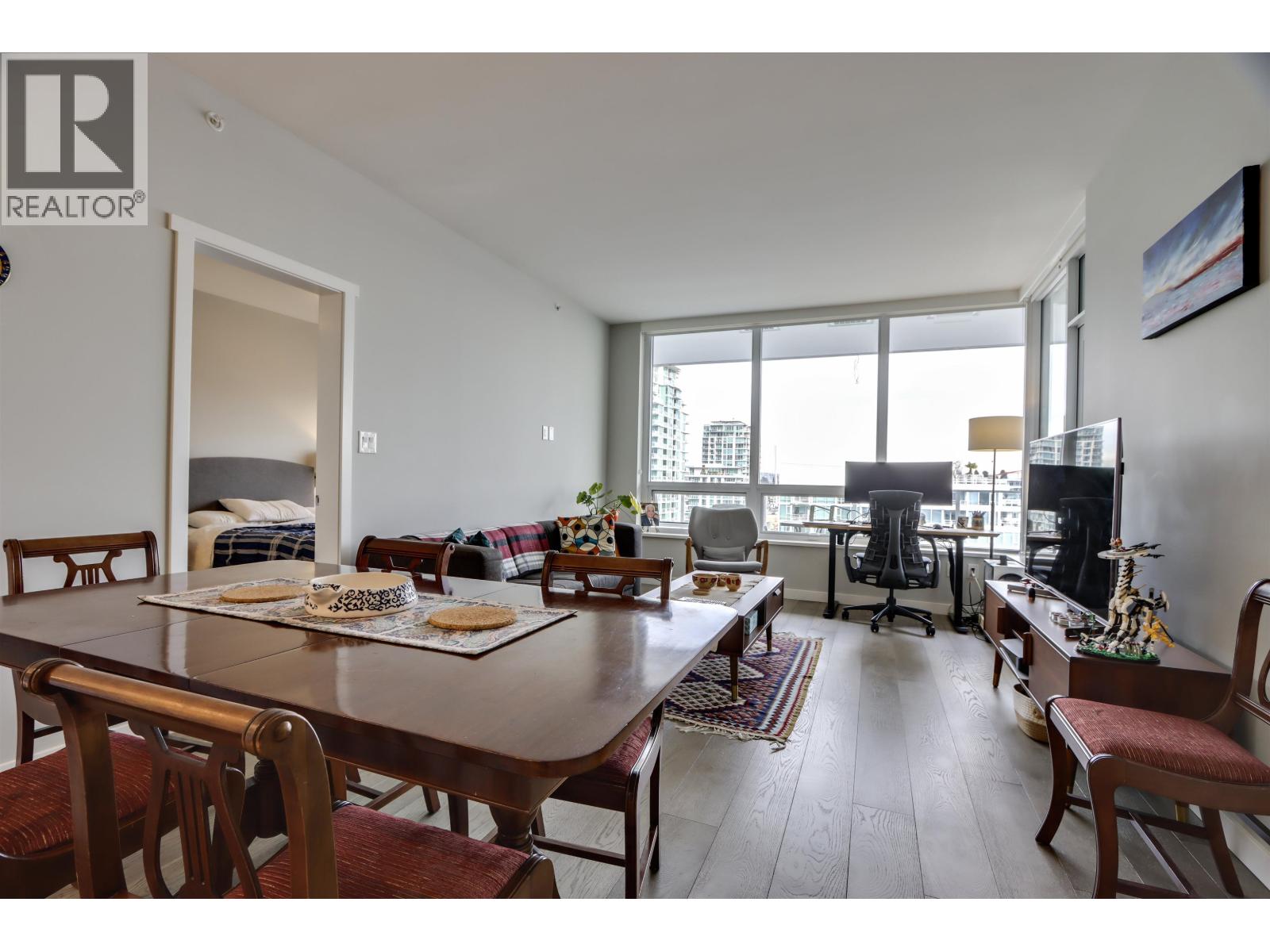 1208 118 Carrie Cates Court, Vancouver, British Columbia  V7M 0G6 - Photo 4 - R3087476