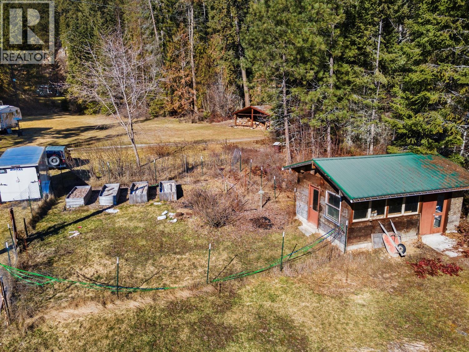 9873 3a Highway, Kuskanook, British Columbia V0B 2C0 - Photo 23 - 10373937