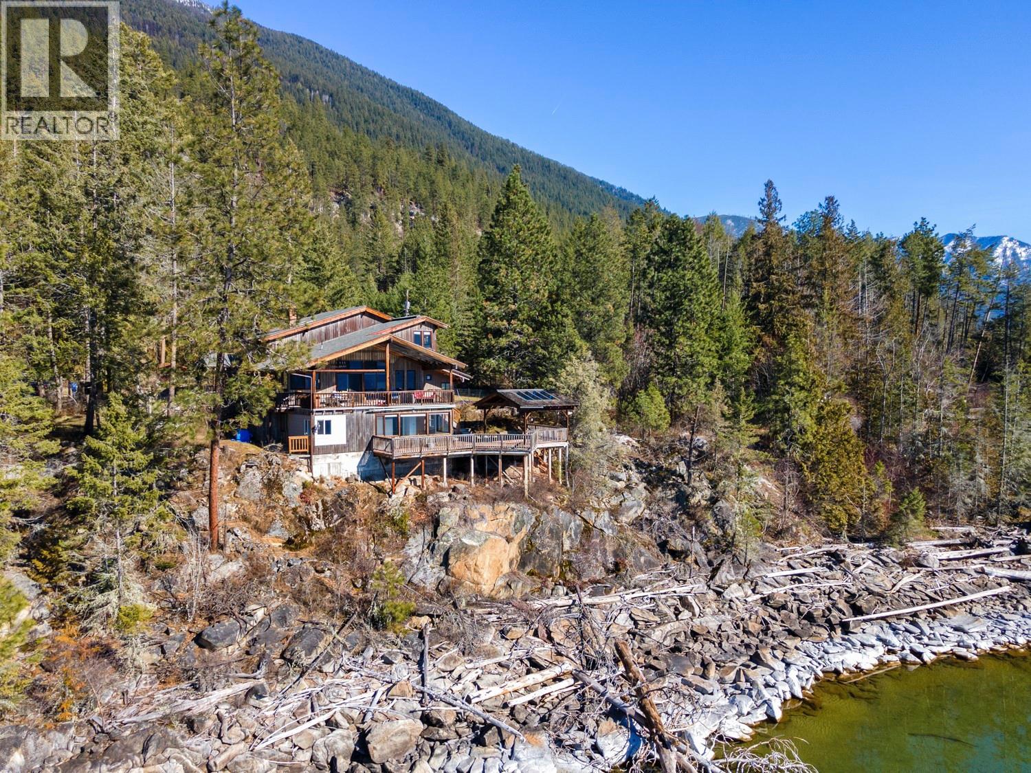 9873 3a Highway, Kuskanook, British Columbia V0B 2C0 - Photo 5 - 10373937