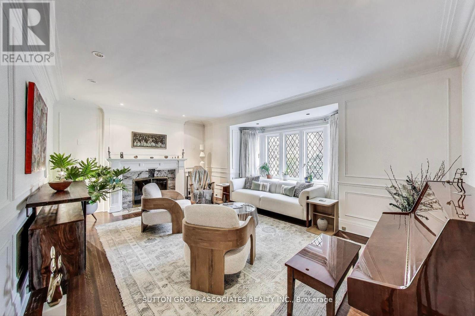 202 Forest Hill Road, Toronto, Ontario  M5P 2N4 - Photo 3 - C12767218