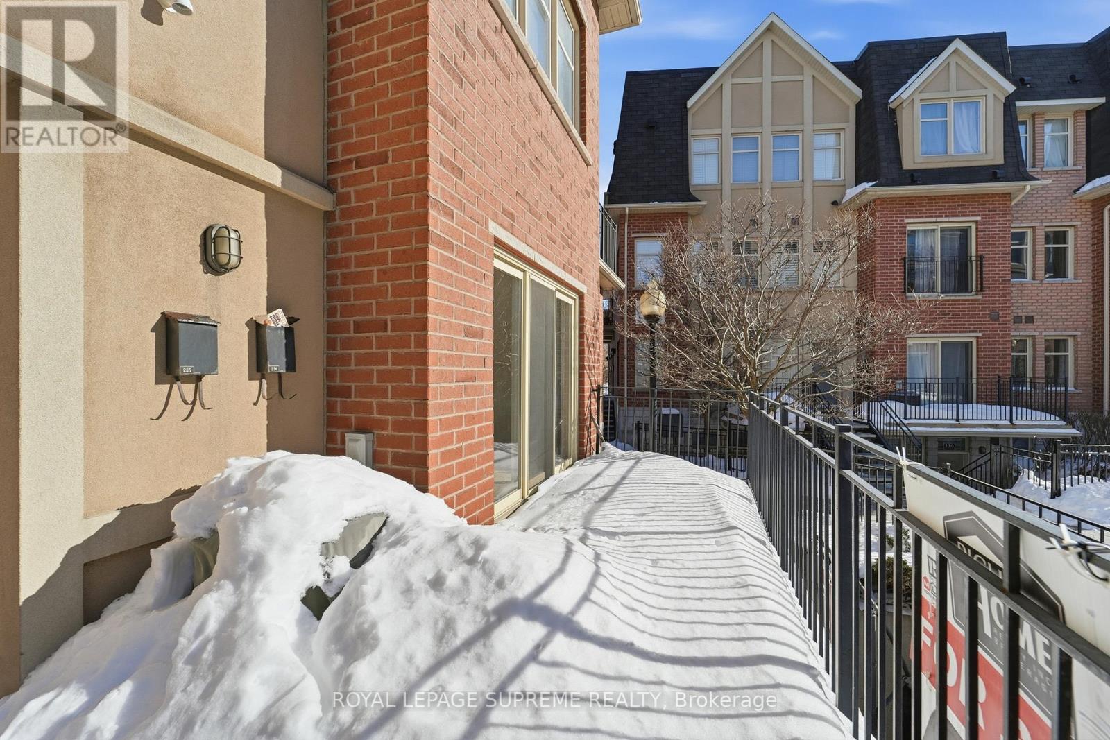 234 - 1837 Eglinton Avenue E, Toronto, Ontario  M4A 2Y4 - Photo 2 - C12767234