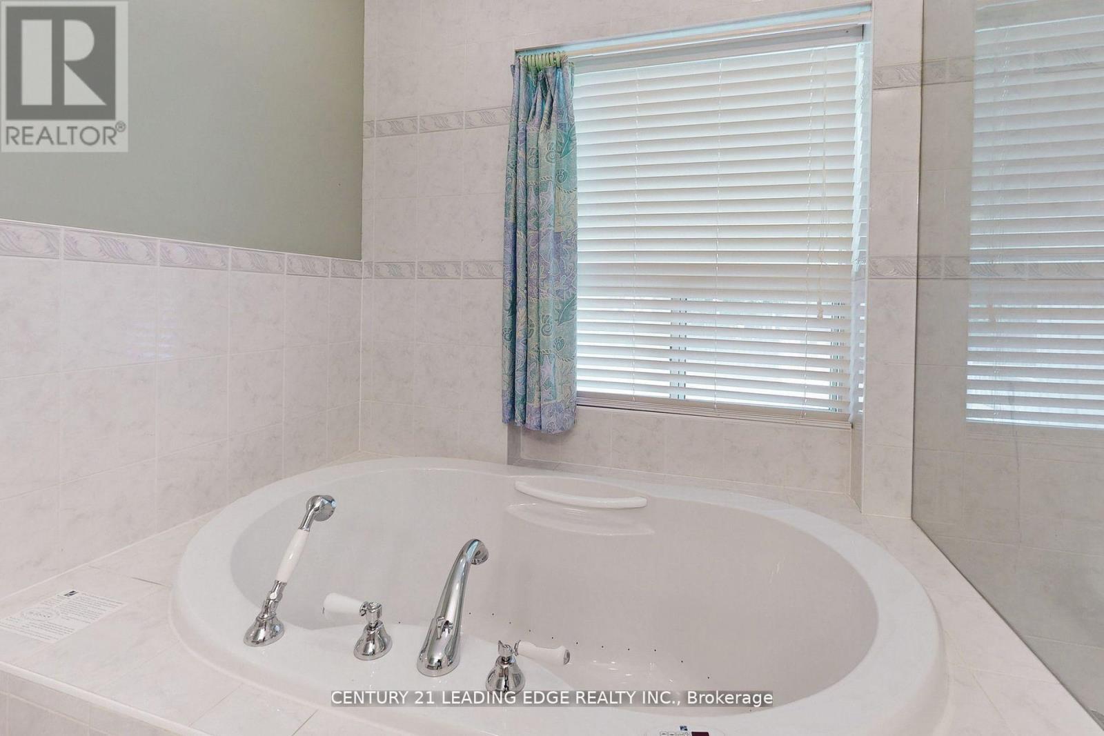 Main - 47 Southwell Drive, Toronto, Ontario  M3B 2P1 - Photo 17 - C12767300