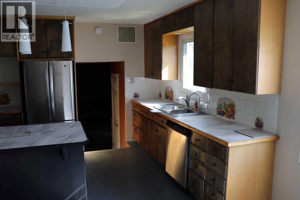 5505 13 Avenue, Edson, Alberta  T7E 1H7 - Photo 15 - A2264003