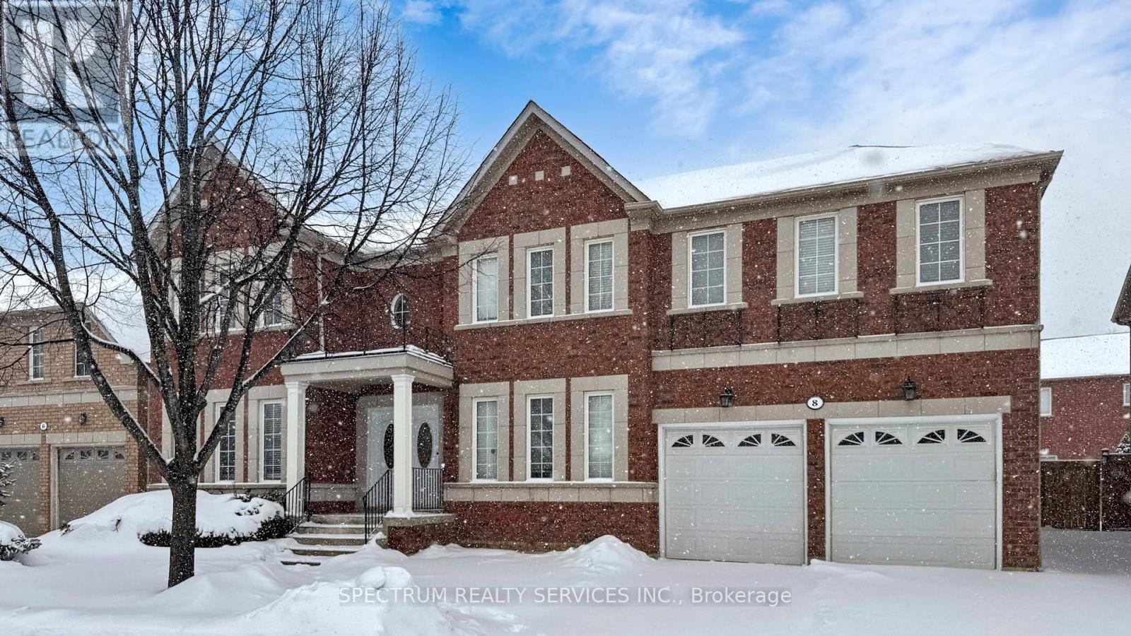8 WESTACOTT AVENUE, Ajax, Ontario
