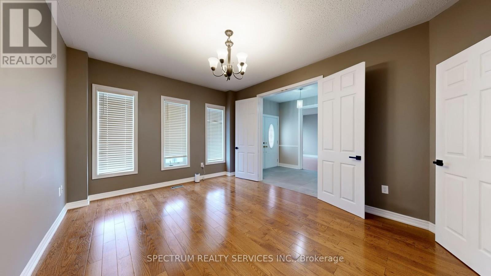 8 Westacott Avenue, Ajax, Ontario  L1T 4H6 - Photo 13 - E12767210