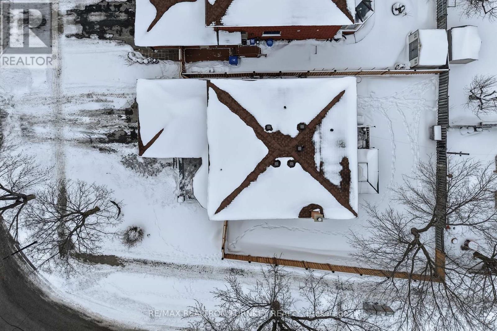 341 Buckingham Road, Newmarket, Ontario  L3Y 6K6 - Photo 45 - N12767214