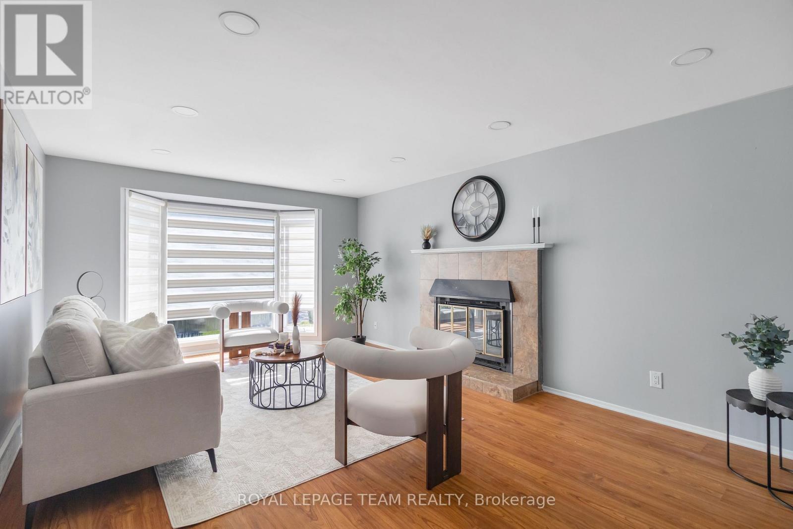 2 Brookhaven Court, Ottawa, Ontario  K2H 9E3 - Photo 8 - X12643008