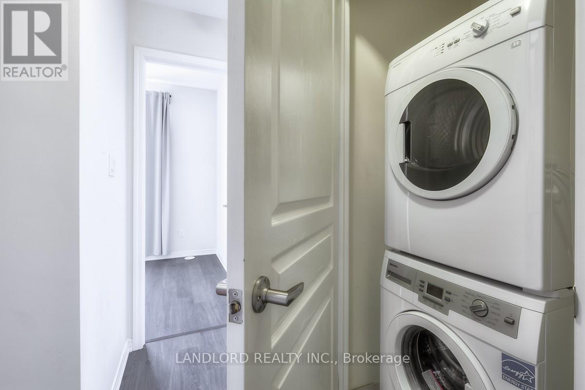 C305 - 1120 Briar Hill Avenue, Toronto, Ontario  M6B 1M7 - Photo 12 - W12767266