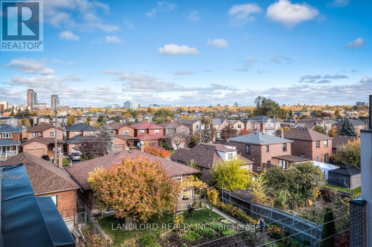 C305 - 1120 Briar Hill Avenue, Toronto, Ontario  M6B 1M7 - Photo 18 - W12767266