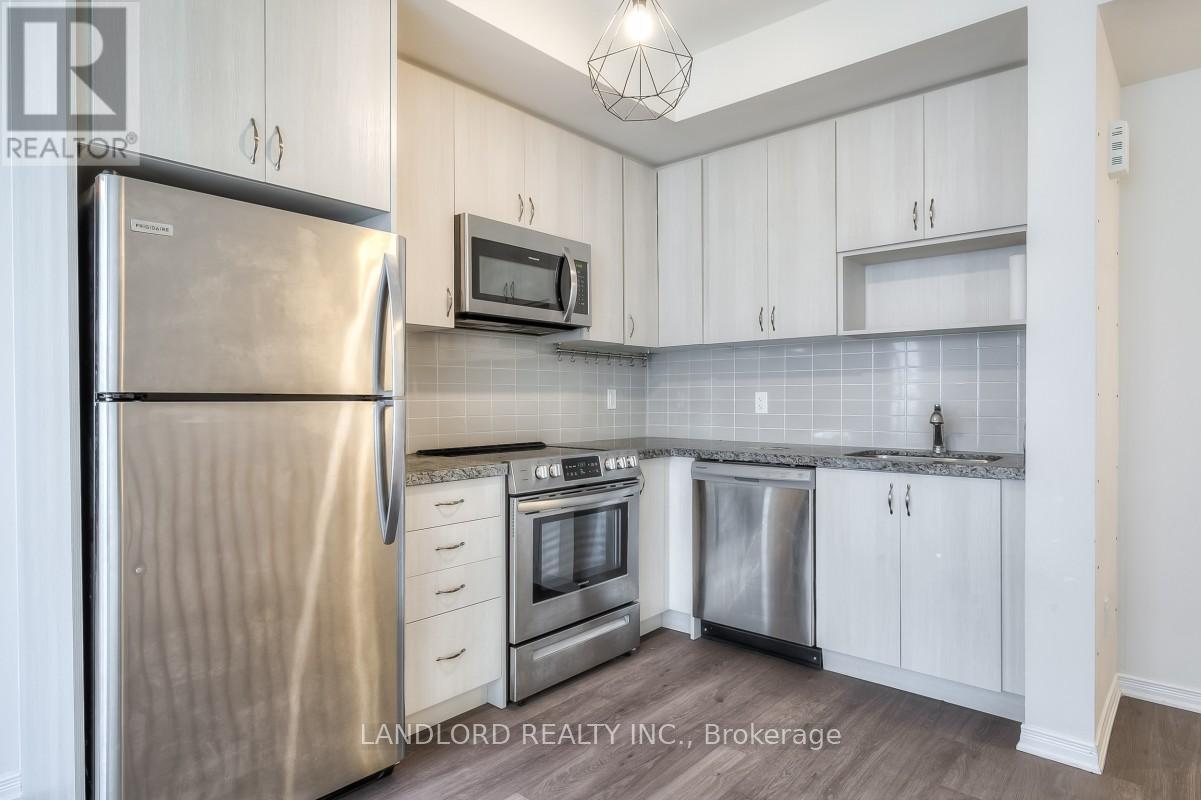 C305 - 1120 Briar Hill Avenue, Toronto, Ontario  M6B 1M7 - Photo 6 - W12767266