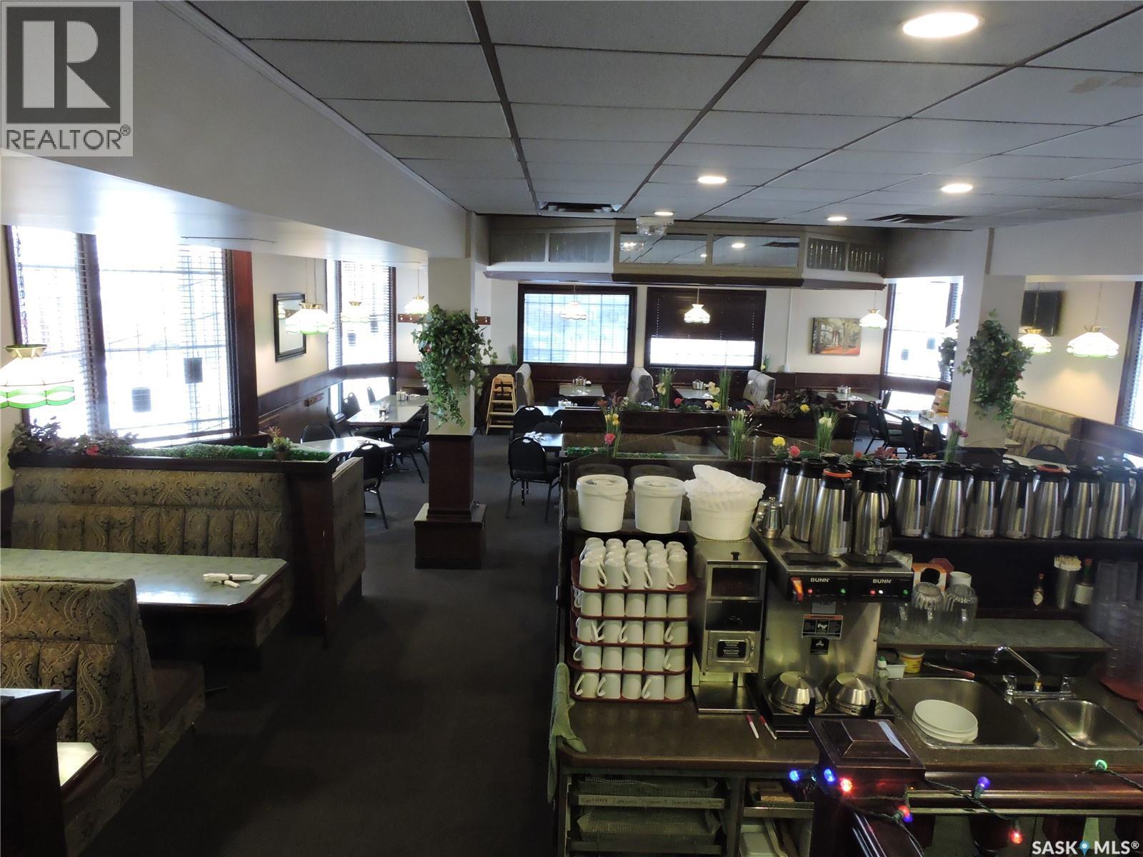 1410 Albert STREET, Regina, Saskatchewan