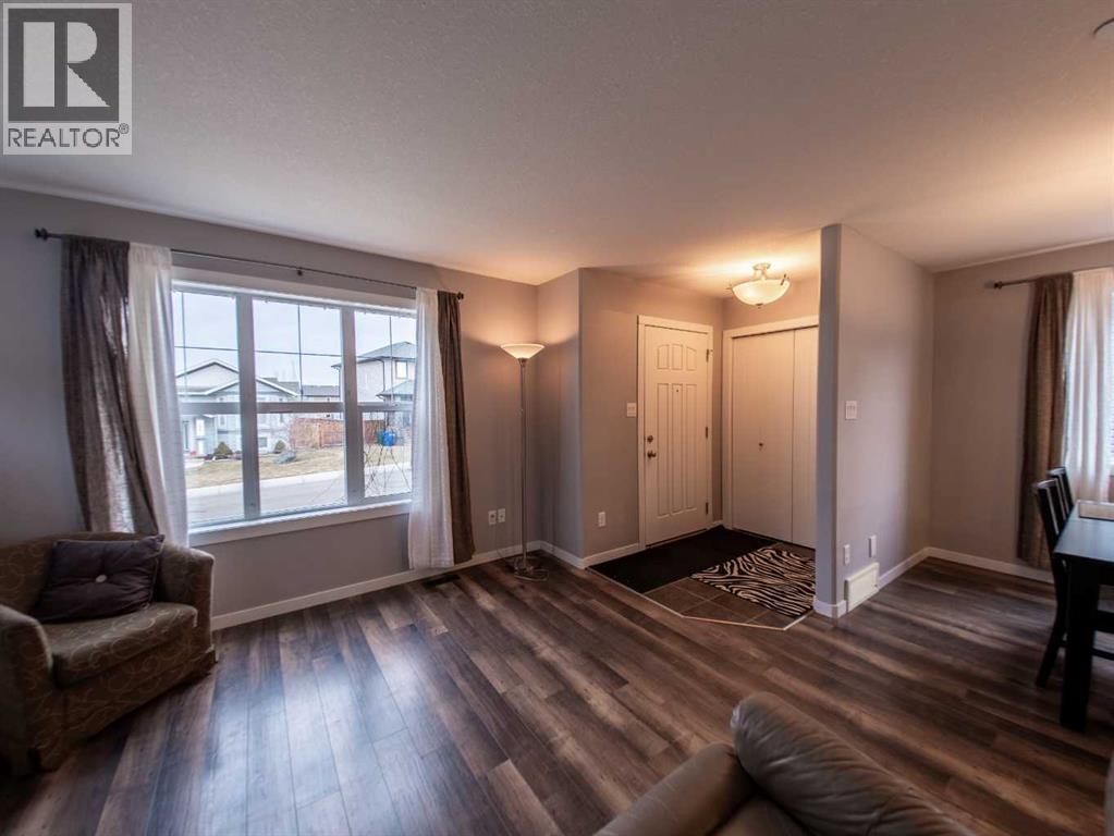 569 Mary Cameron Crescent N, Lethbridge, Alberta  T1H 5R4 - Photo 9 - A2282562
