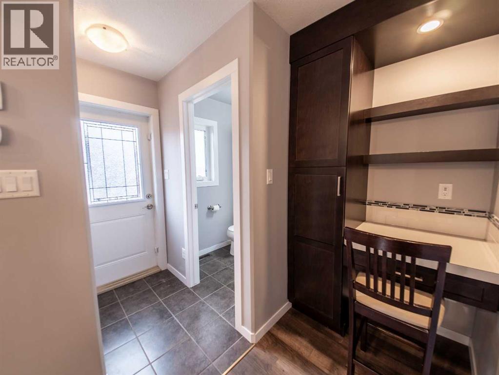 569 Mary Cameron Crescent N, Lethbridge, Alberta  T1H 5R4 - Photo 16 - A2282562