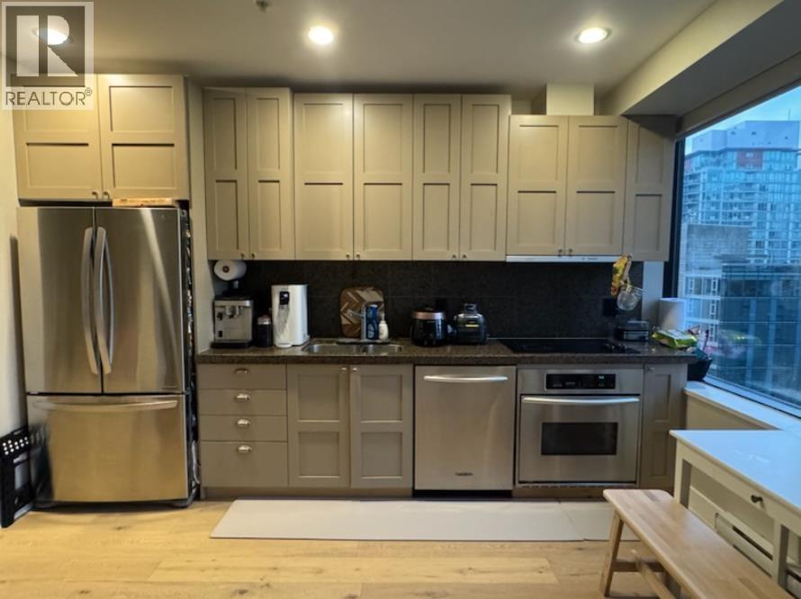 705 1333 W Georgia Street, Vancouver, British Columbia  V6E 4V3 - Photo 2 - R3087227