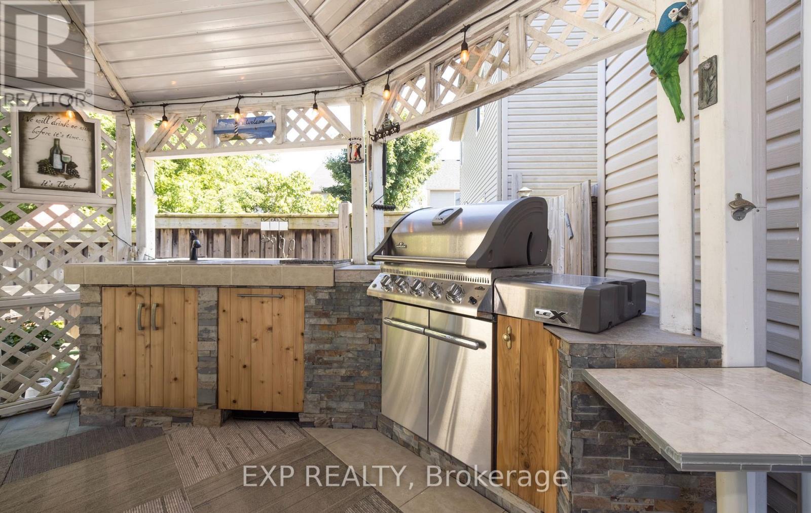 105 Hampson Crescent, Guelph/eramosa, Ontario  N0B 2K0 - Photo 43 - X12767224