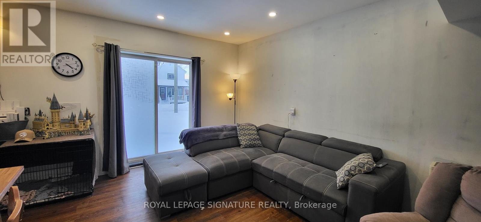 22 Kennedy Street, Welland, Ontario  L3B 3R6 - Photo 10 - X12767232