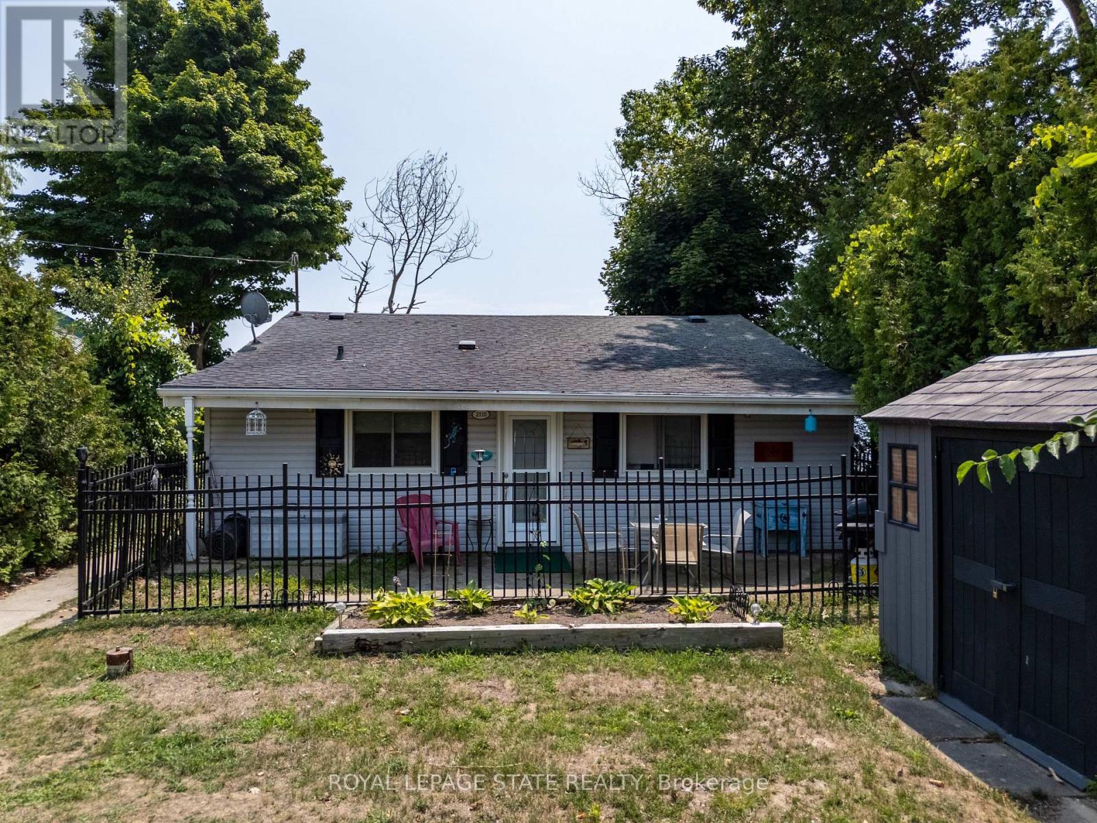 2110 Lakeshore Road, Haldimand, Ontario  N1A 2W8 - Photo 15 - X12767286