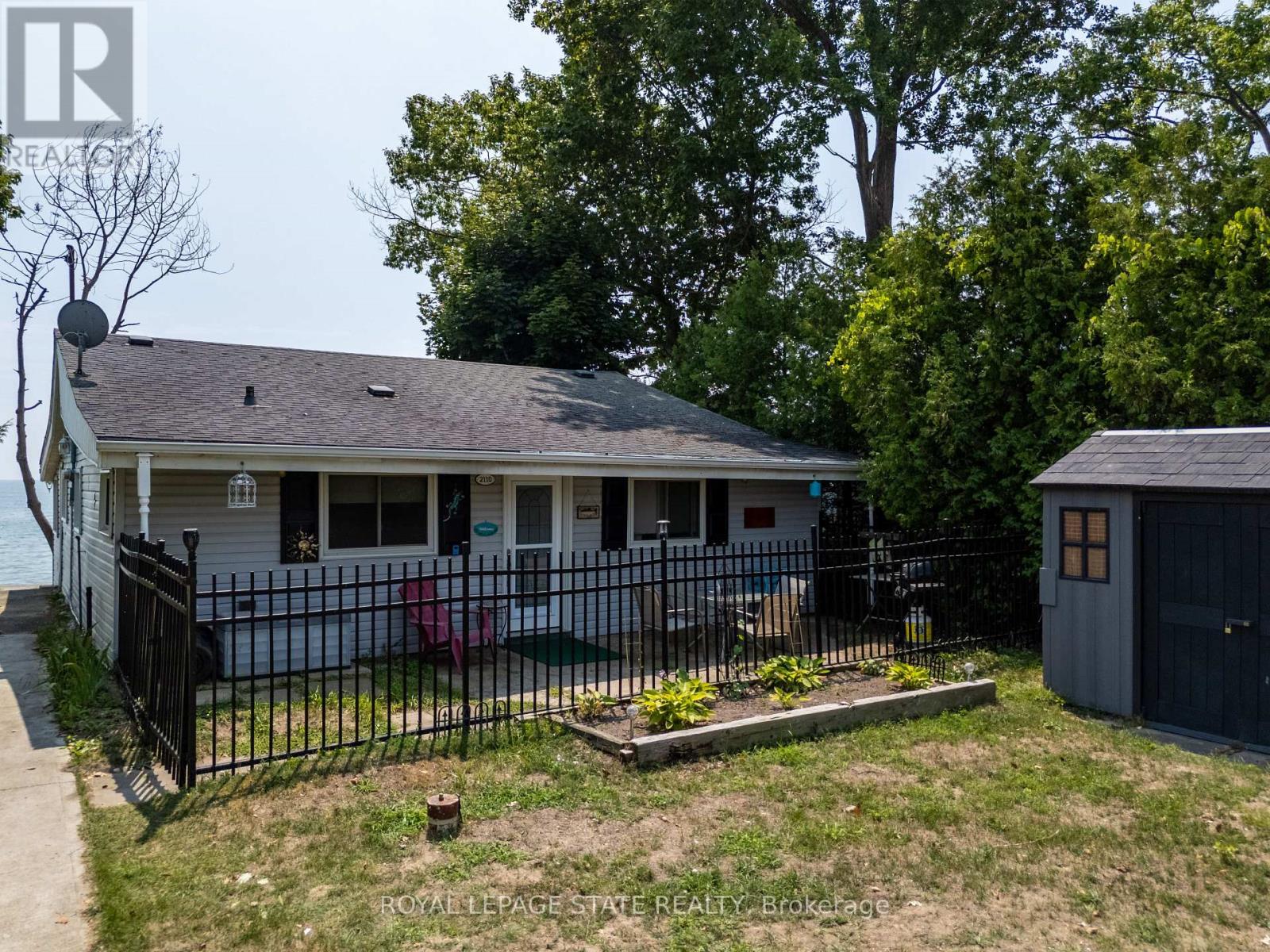 2110 Lakeshore Road, Haldimand, Ontario  N1A 2W8 - Photo 16 - X12767286