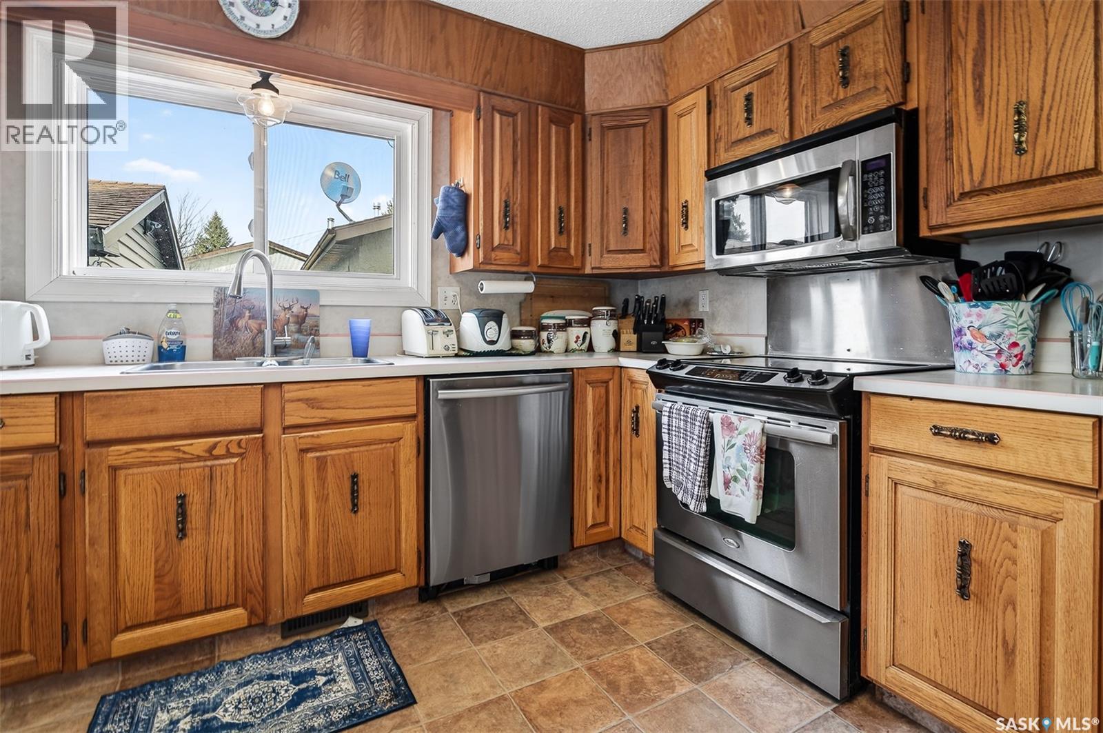 70 Wood Lily Drive, Moose Jaw, Saskatchewan  S6J 1E2 - Photo 8 - SK028060