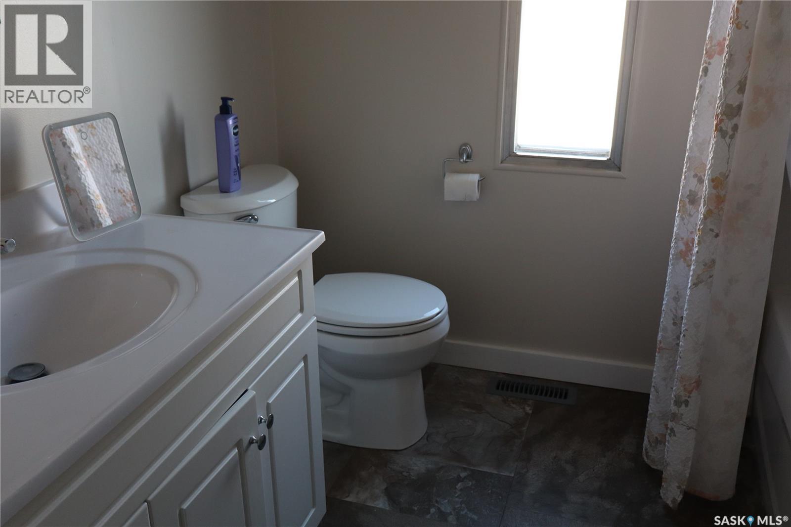 68 Sunrise Estates, Assiniboia, Saskatchewan  S0H 0B0 - Photo 14 - SK028051