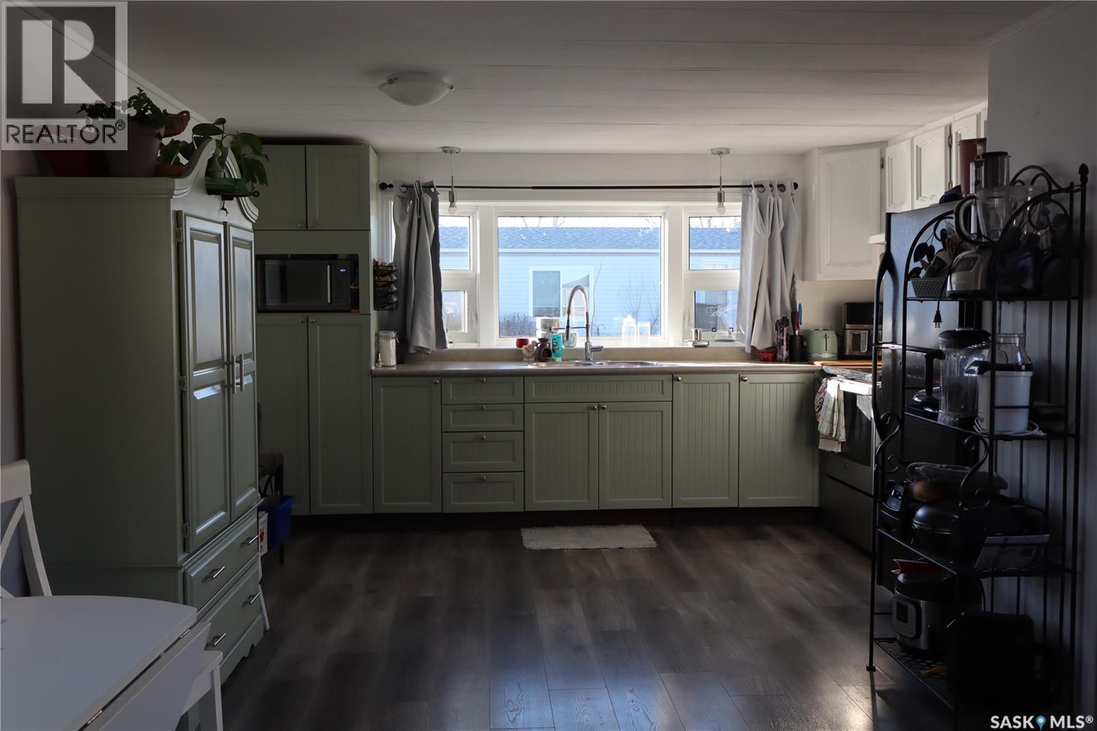 68 Sunrise Estates, Assiniboia, Saskatchewan  S0H 0B0 - Photo 5 - SK028051