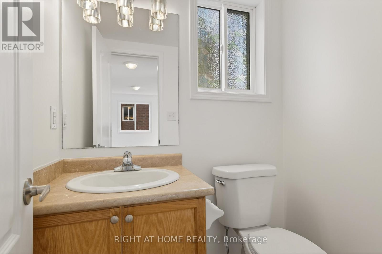 2084 Osbond Road E, Innisfil, Ontario  L9S 0A9 - Photo 12 - N12727620