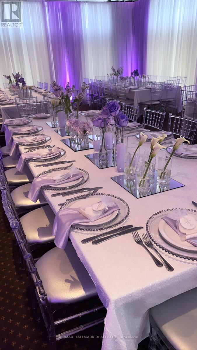 101 - 3700 STEELES AVENUE W, Vaughan, Ontario