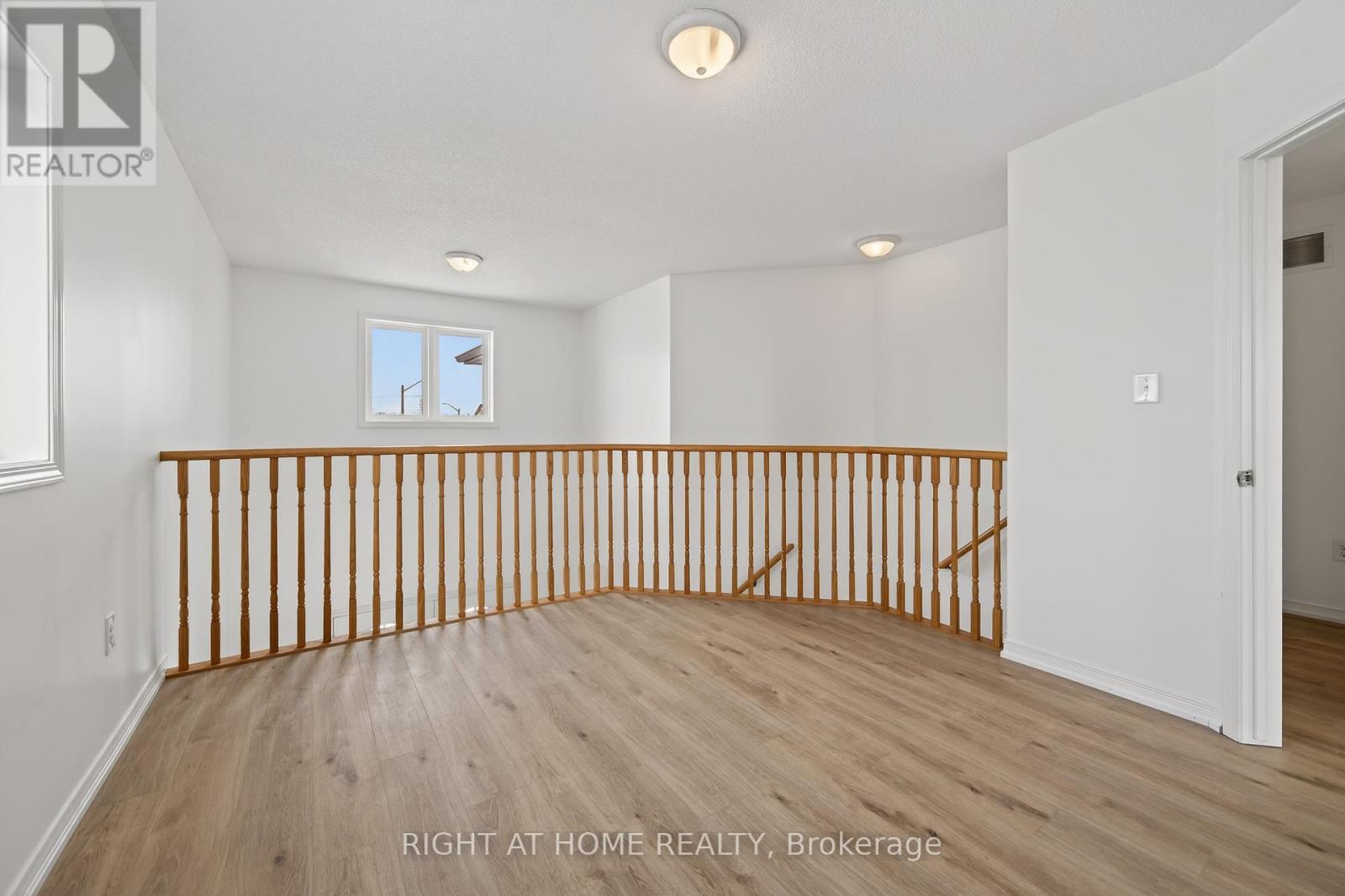 2084 Osbond Road E, Innisfil, Ontario  L9S 0A9 - Photo 13 - N12727620