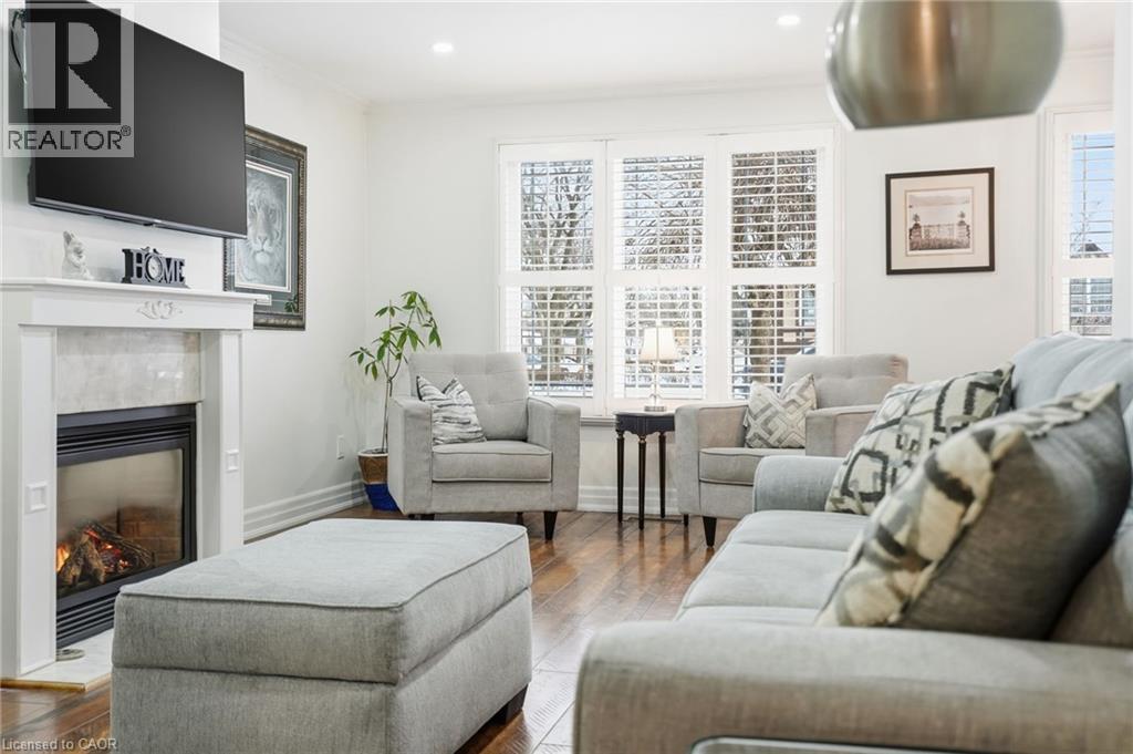 697 Lomond Crescent, Burlington, Ontario  L7L 2N8 - Photo 10 - 40803638