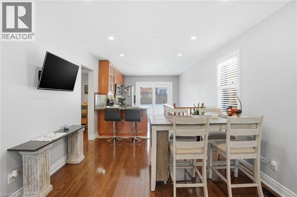 746 Roxborough Avenue, Hamilton, Ontario  L8H 1S7 - Photo 8 - 40803517