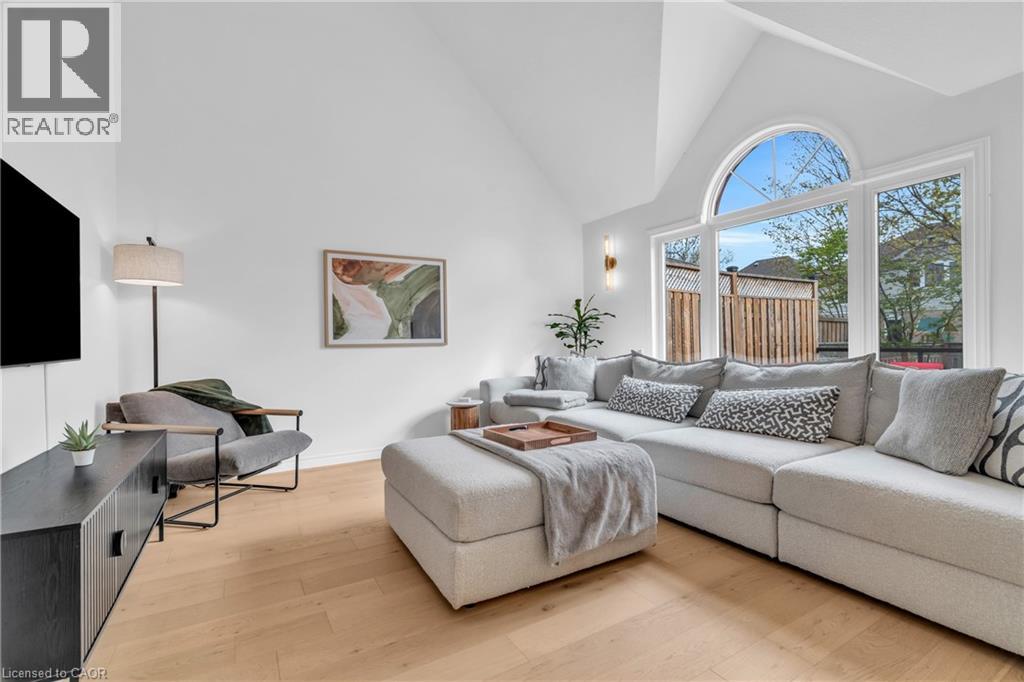 9 Gaw Crescent, Guelph, Ontario  N1L 1H8 - Photo 10 - 40803238