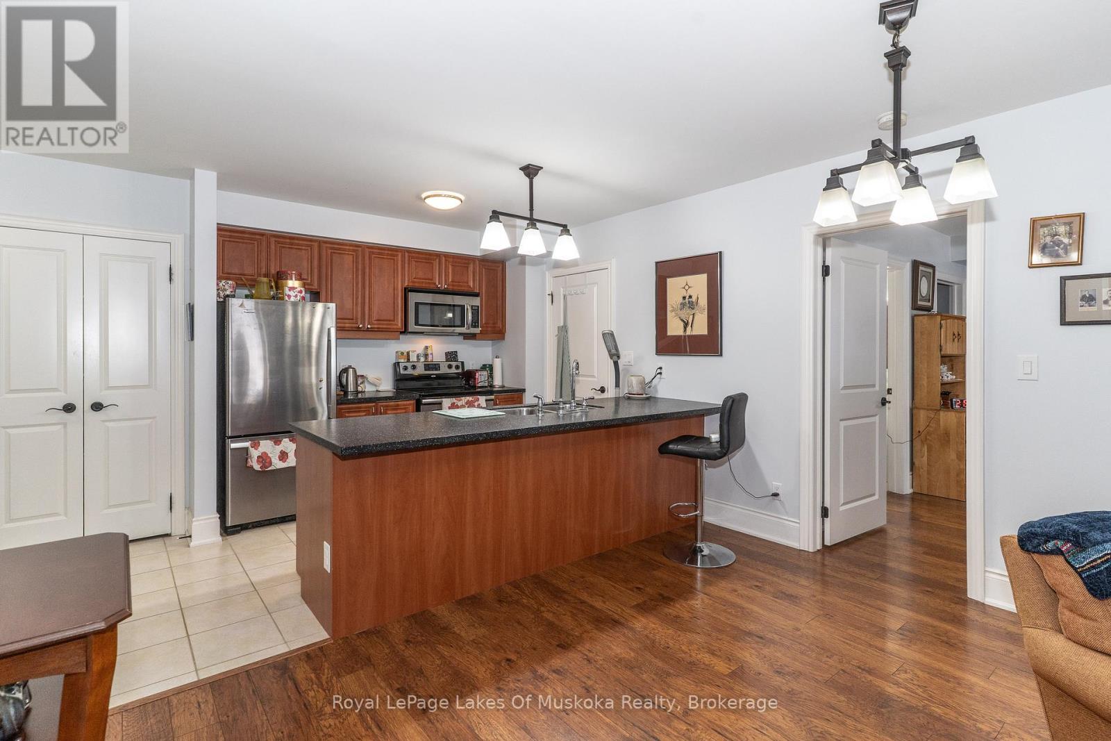 202b - 391 Manitoba Street, Bracebridge, Ontario  P1L 0B5 - Photo 4 - X12767442