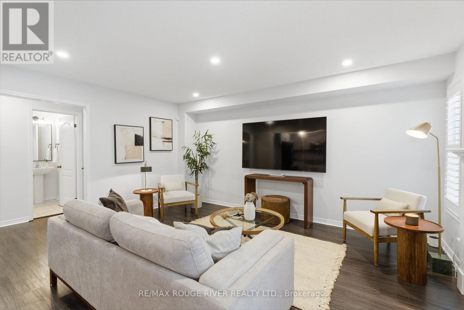 122 Edwin Carr Street, Clarington, Ontario  L1C 0R3 - Photo 11 - E12767430