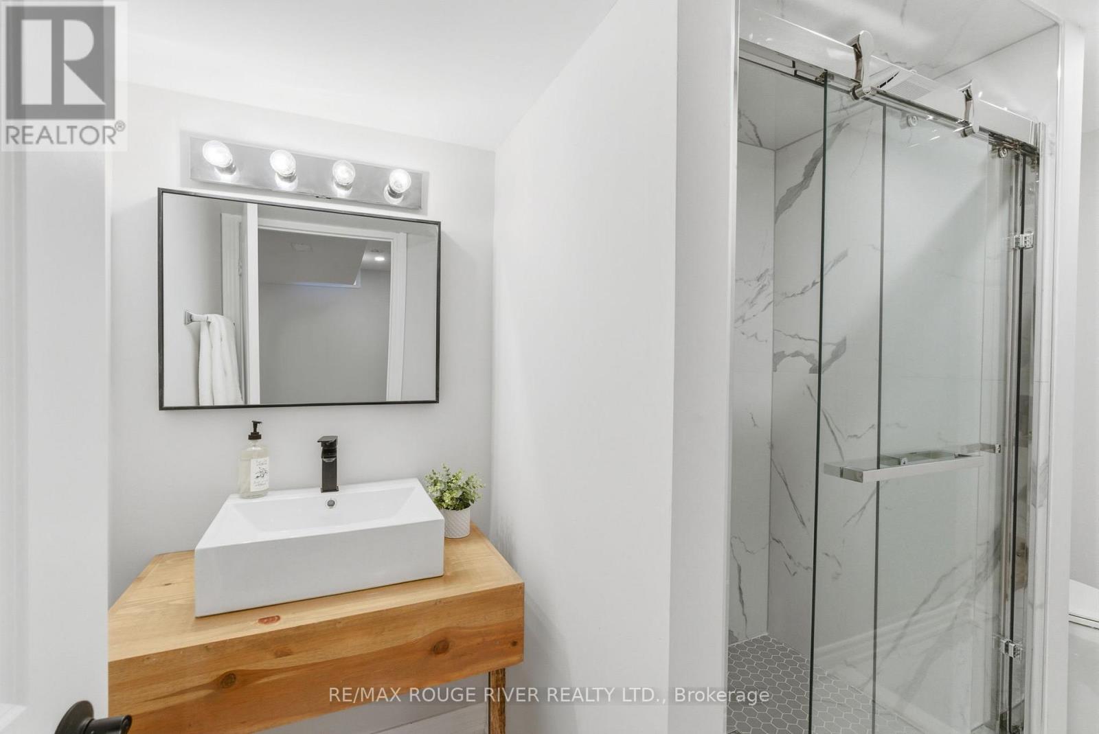 122 Edwin Carr Street, Clarington, Ontario  L1C 0R3 - Photo 48 - E12767430