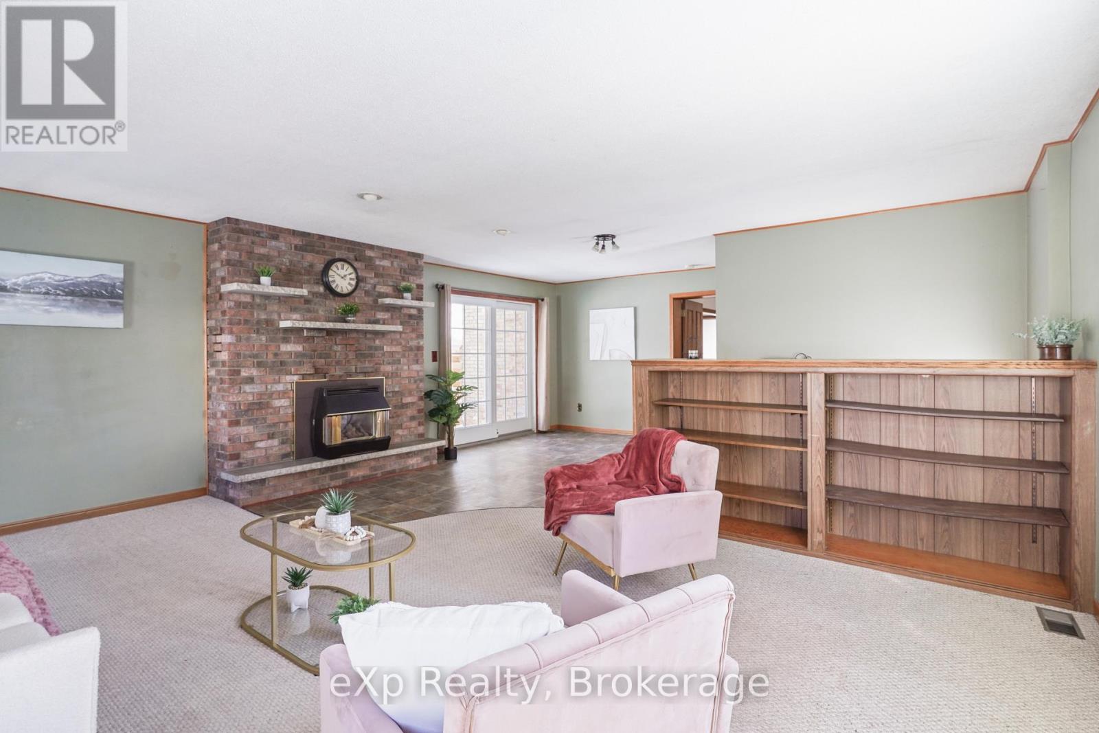 78 Victoria Avenue E, South Huron, Ontario  N0M 1M0 - Photo 14 - X12767452