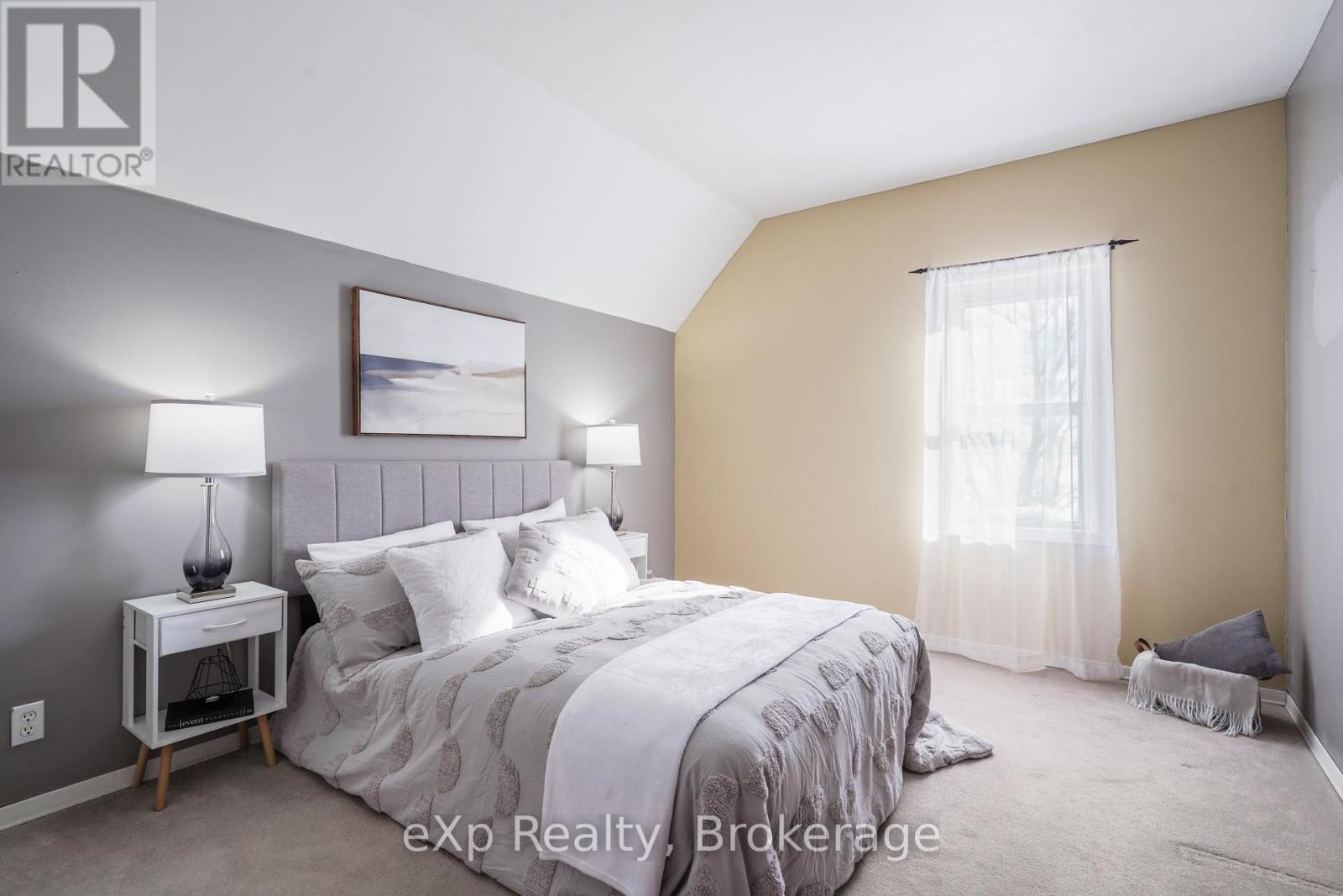 78 Victoria Avenue E, South Huron, Ontario  N0M 1M0 - Photo 25 - X12767452