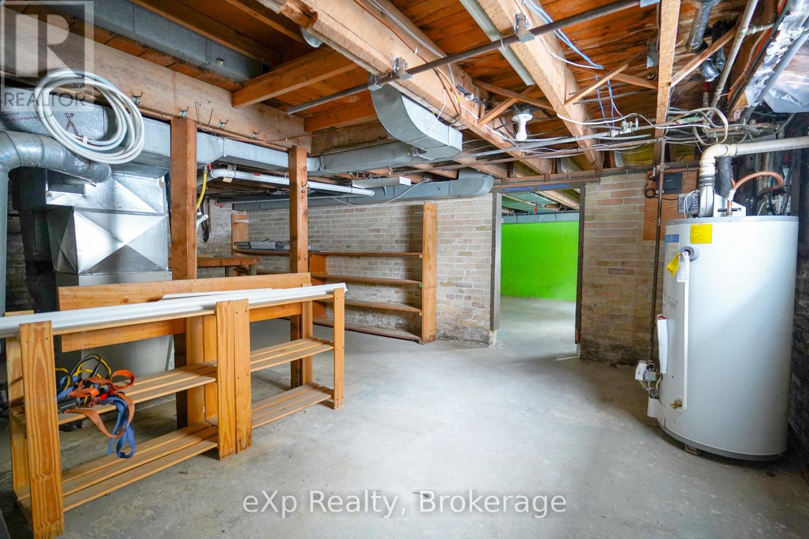 78 Victoria Avenue E, South Huron, Ontario  N0M 1M0 - Photo 36 - X12767452