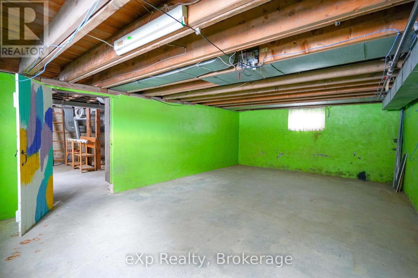 78 Victoria Avenue E, South Huron, Ontario  N0M 1M0 - Photo 37 - X12767452