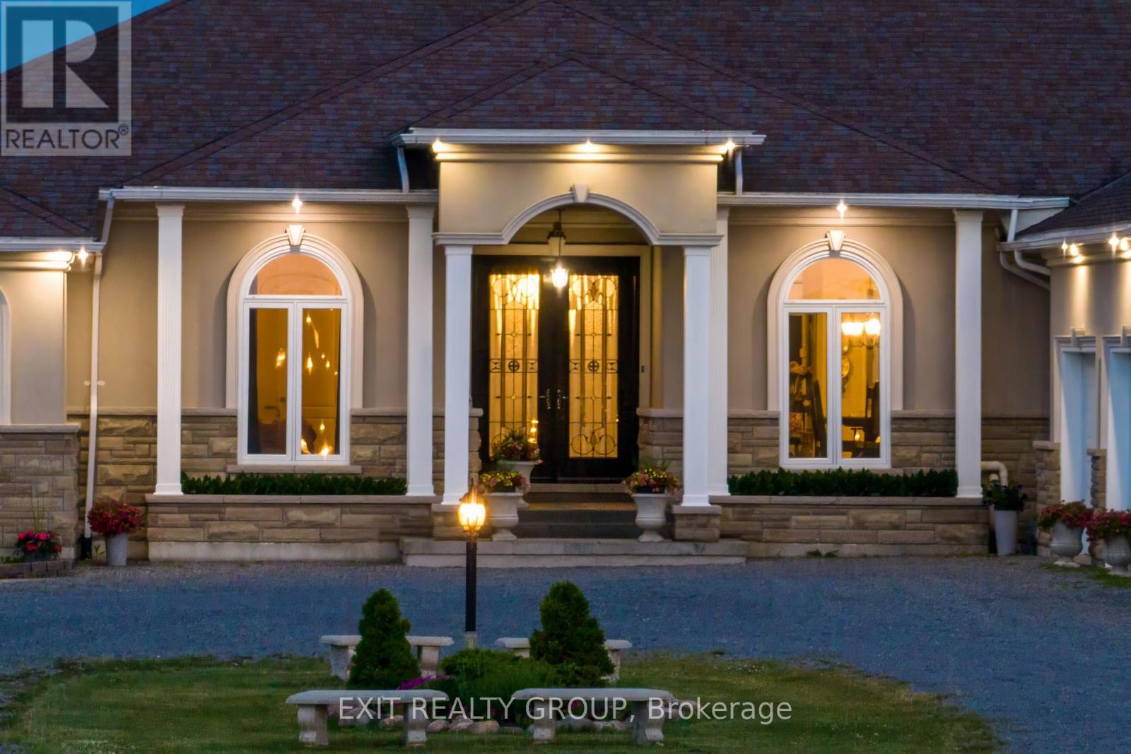 19281 Loyalist Parkway, Prince Edward County (Hillier Ward), Ontario  K0K 1T0 - Photo 2 - X12767402