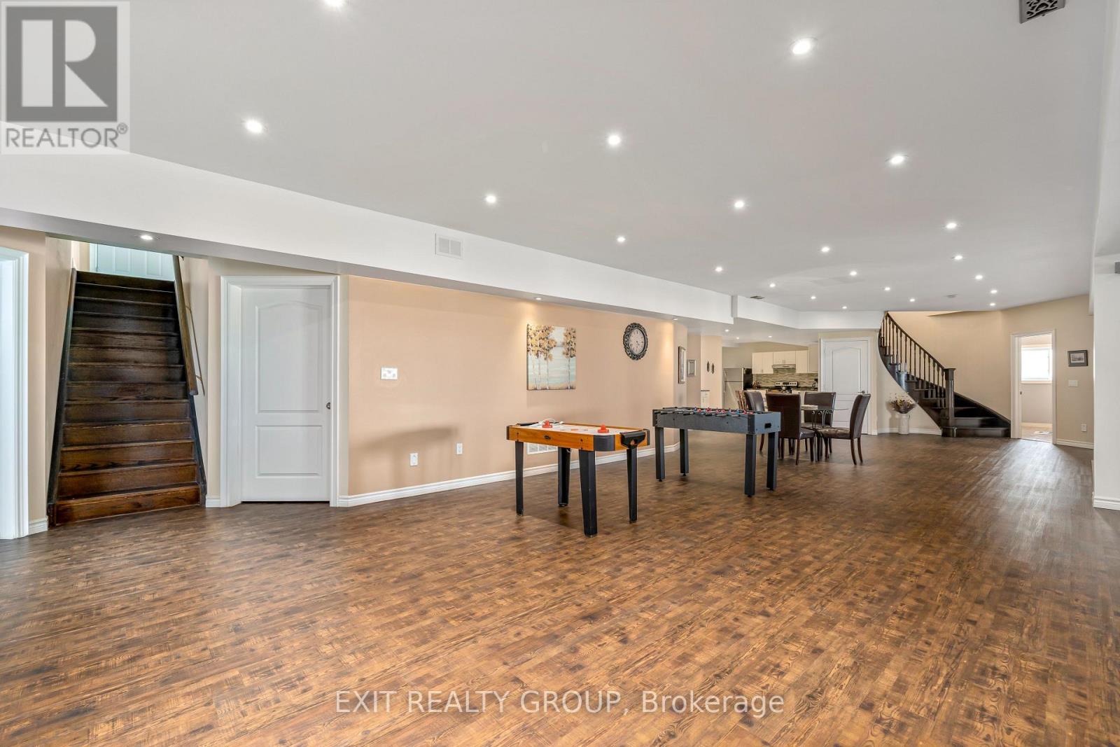 19281 Loyalist Parkway, Prince Edward County (Hillier Ward), Ontario  K0K 1T0 - Photo 23 - X12767402