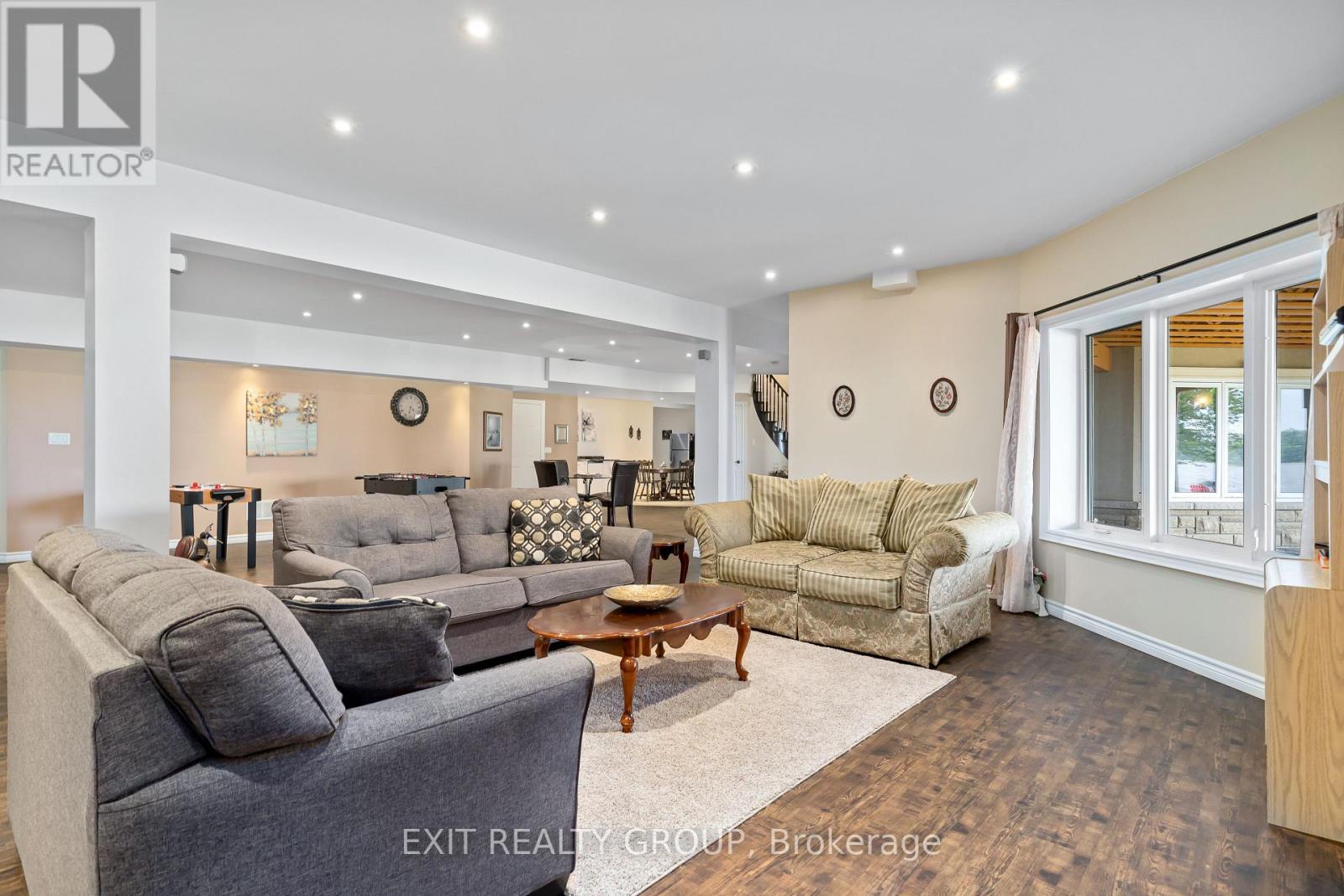 19281 Loyalist Parkway, Prince Edward County (Hillier Ward), Ontario  K0K 1T0 - Photo 24 - X12767402