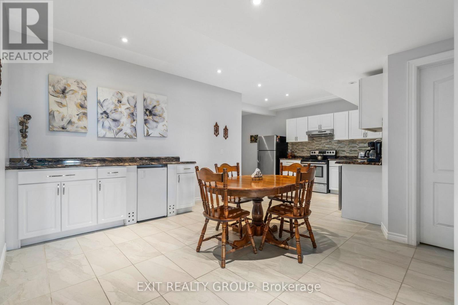 19281 Loyalist Parkway, Prince Edward County (Hillier Ward), Ontario  K0K 1T0 - Photo 25 - X12767402