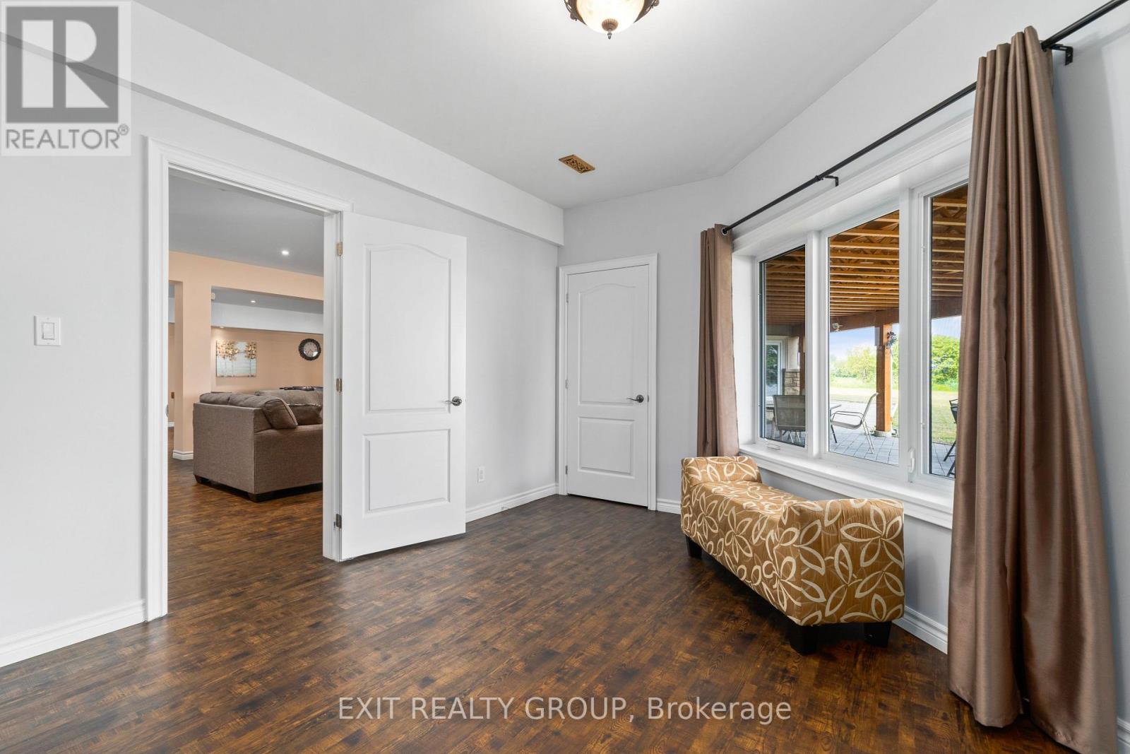 19281 Loyalist Parkway, Prince Edward County (Hillier Ward), Ontario  K0K 1T0 - Photo 29 - X12767402